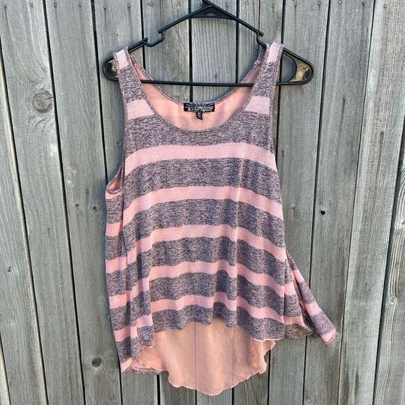 Almost famous tank top blouse sleeveless size medium - Picture 4 of 9